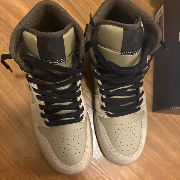 Jordan 1 Mid Khaki Sneakers